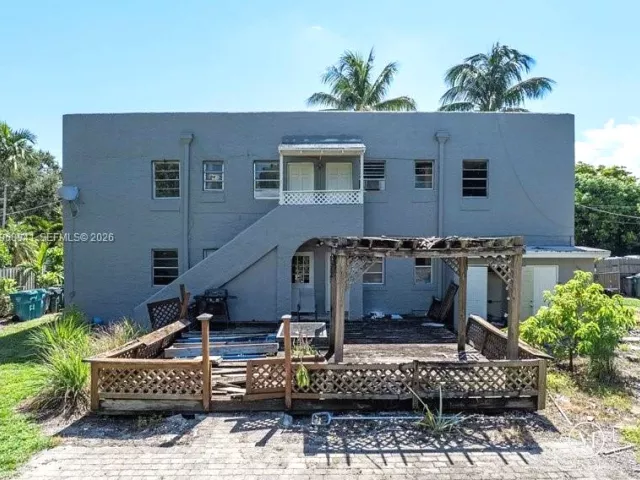 Продажа дома по адресу 11402 NE 8th Ct - фото 7674768