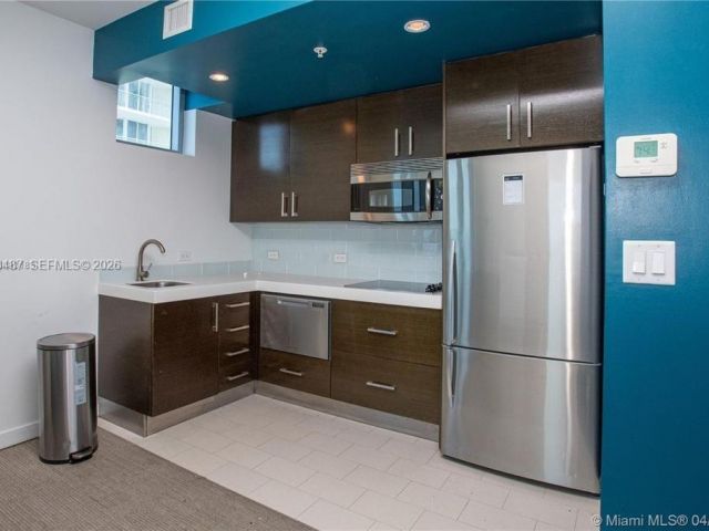 Продажа квартиры #2406 - фото 7495110