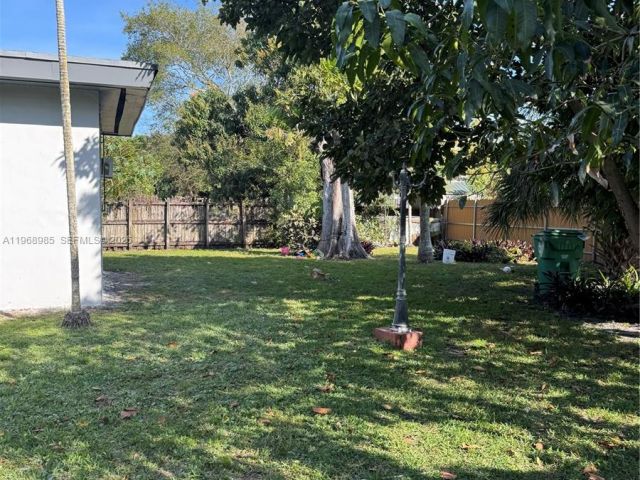 Дом в аренду по адресу 480 NE 127th St - фото 7475831