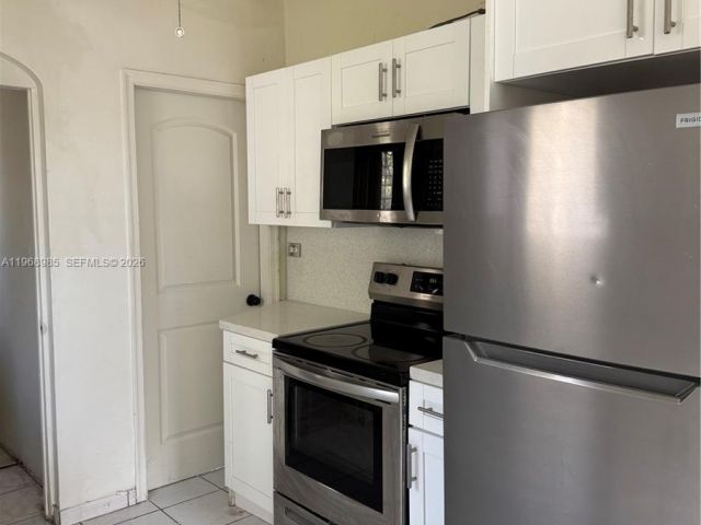 Дом в аренду по адресу 480 NE 127th St - фото 7475834