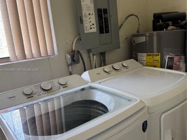 Дом в аренду по адресу 480 NE 127th St - фото 7475841