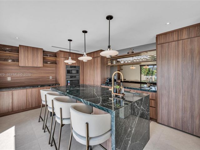 Дом в аренду по адресу 1170 S Biscayne Point Rd N/A - фото 7469540