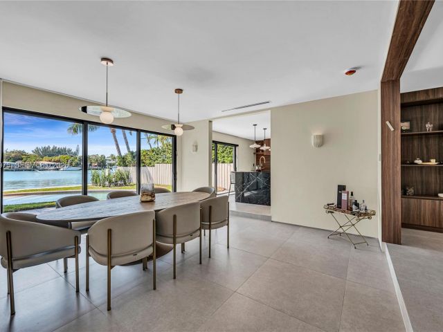 Дом в аренду по адресу 1170 S Biscayne Point Rd N/A - фото 7469560