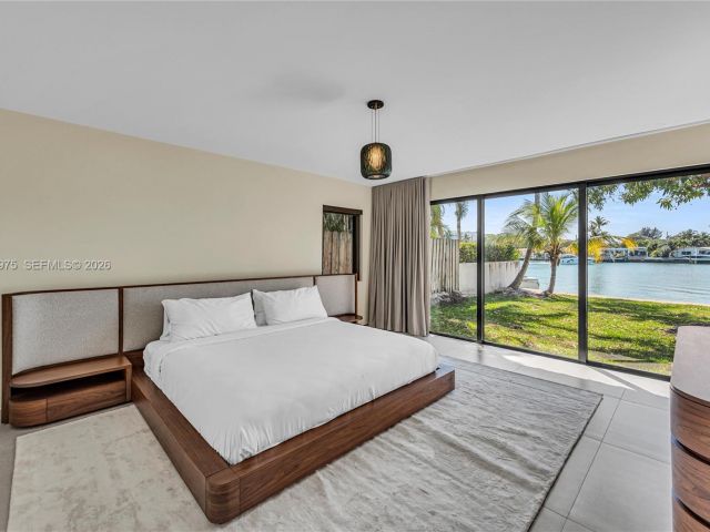 Дом в аренду по адресу 1170 S Biscayne Point Rd N/A - фото 7469571