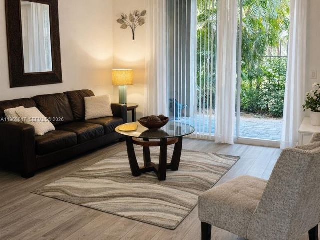 Продажа квартиры #3105 - фото 7512765