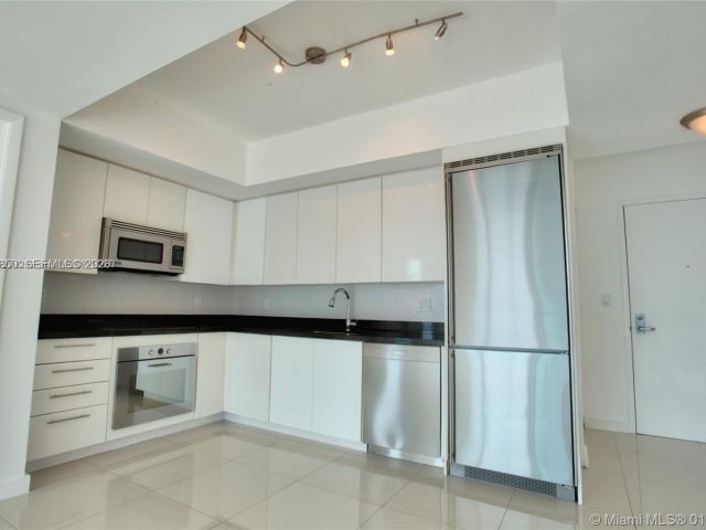 Продажа квартиры #3804 - фото 7486937