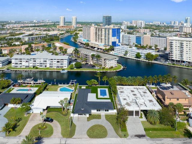 Продажа дома по адресу 430 Tamarind Dr - фото 7462412