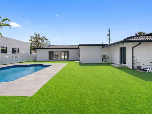 Продажа дома по адресу 430 Tamarind Dr - фото 7462420