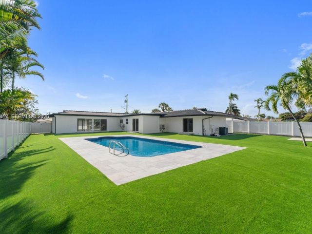 Продажа дома по адресу 430 Tamarind Dr - фото 7462421