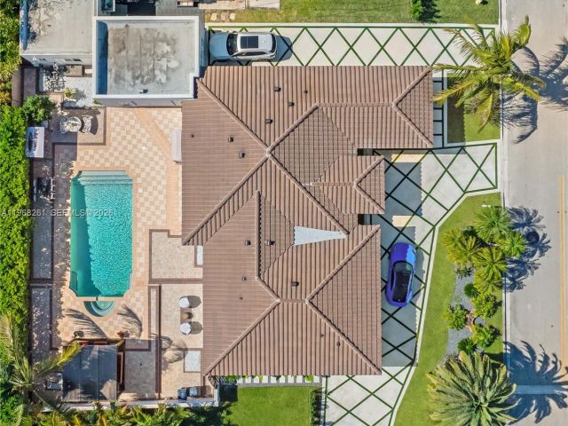 Продажа дома по адресу 500 94th St - фото 7467218