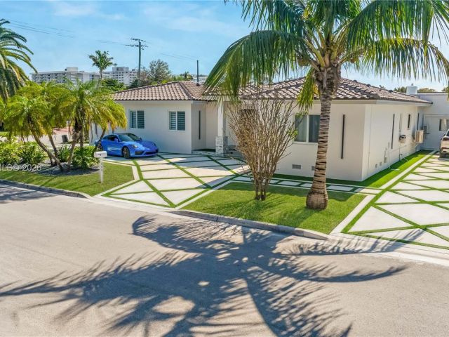 Продажа дома по адресу 500 94th St - фото 7467220