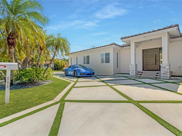 Продажа дома по адресу 500 94th St - фото 7467224