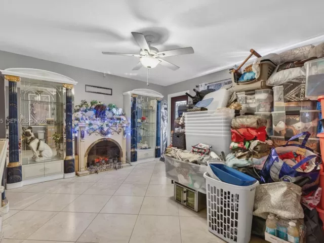 Продажа дома по адресу 4280 NE 11th Ter - фото 7478784