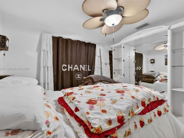 Продажа дома по адресу 4280 NE 11th Ter - фото 7478781