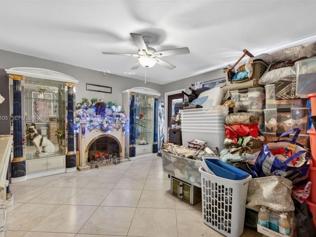 Продажа дома по адресу 4280 NE 11th Ter - фото 7478784