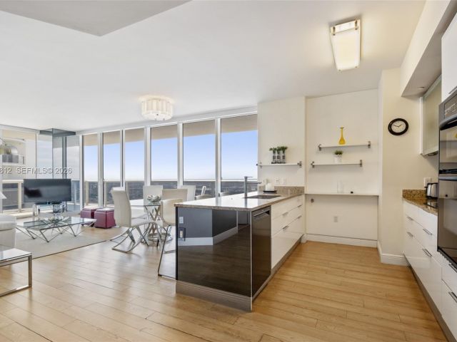 Квартира в аренду номер3906 - фото 7499812