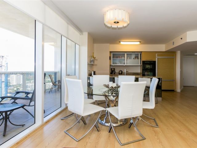 Квартира в аренду номер3906 - фото 7499814