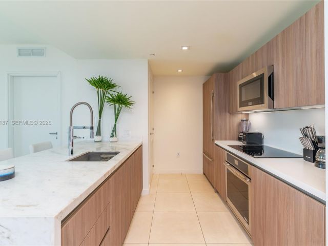 Продажа квартиры #502 - фото 7497295