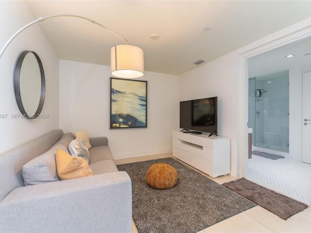 Продажа квартиры #502 - фото 7497302