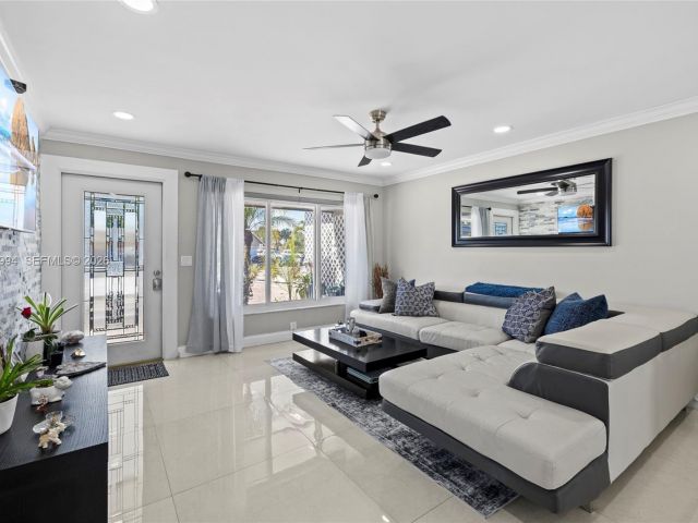 Продажа дома по адресу 22658 SW 65th Cir - фото 7453504