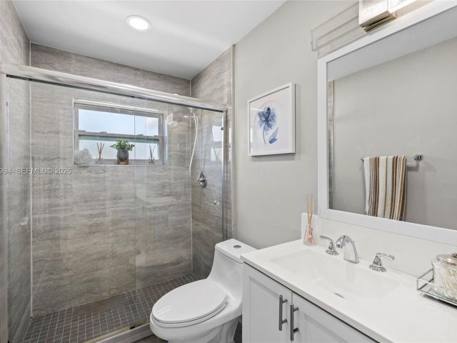 Продажа дома по адресу 22658 SW 65th Cir - фото 7453520