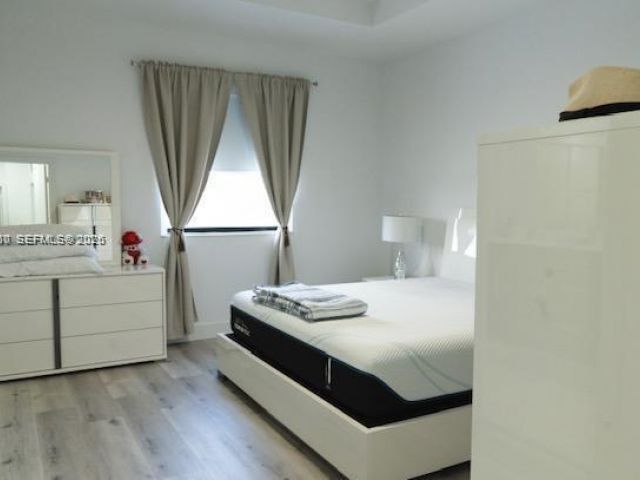 Дом в аренду по адресу 11611 SW 253 ST 11611 - фото 7492659