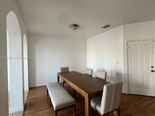 Продажа дома по адресу 15243 SW 9th Way - фото 7521522