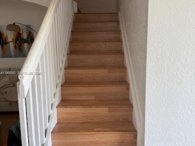 Продажа дома по адресу 15243 SW 9th Way - фото 7521525