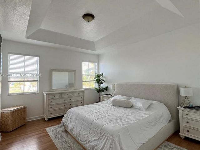 Продажа дома по адресу 15243 SW 9th Way - фото 7521526