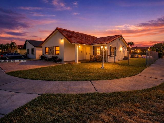 Продажа дома по адресу 13844 SW 15th St - фото 7466030