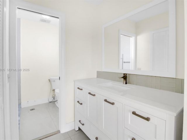 Продажа дома по адресу 13844 SW 15th St - фото 7466038