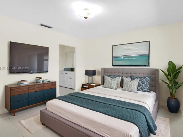 Продажа дома по адресу 13844 SW 15th St - фото 7466040