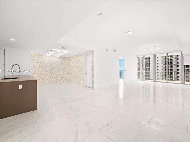 Продажа квартиры #703 - фото 7530694