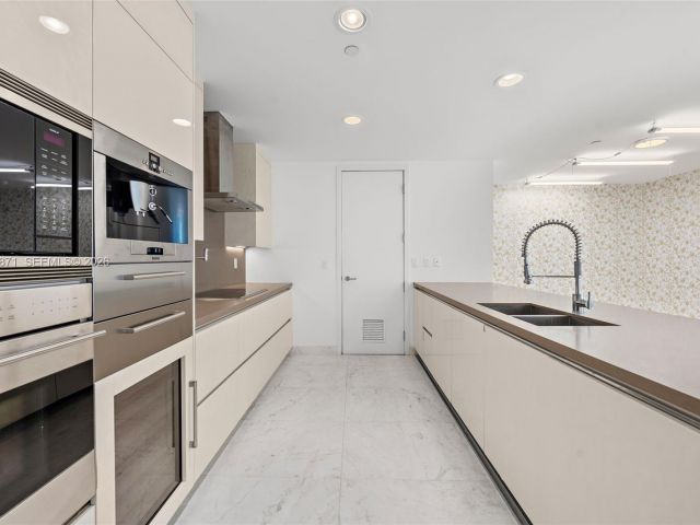 Продажа квартиры #703 - фото 7530695