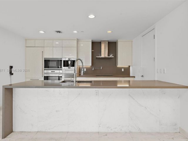 Продажа квартиры #703 - фото 7530698