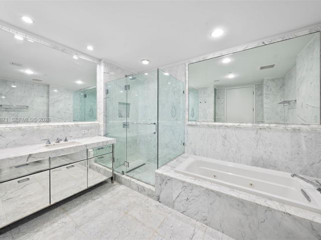 Продажа квартиры #703 - фото 7530706