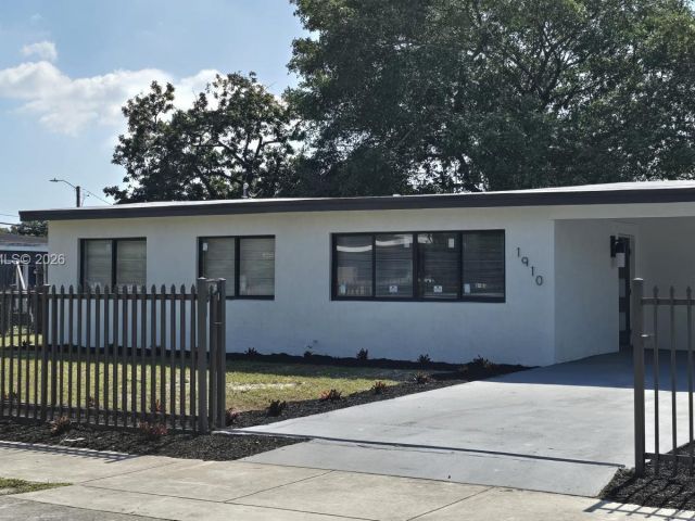 Продажа дома по адресу 1910 NW 134th St - фото 7465361