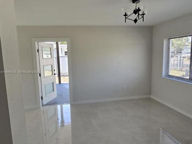 Продажа дома по адресу 1910 NW 134th St - фото 7465370