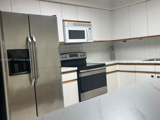 Квартира в аренду номер2504 - фото 7504111