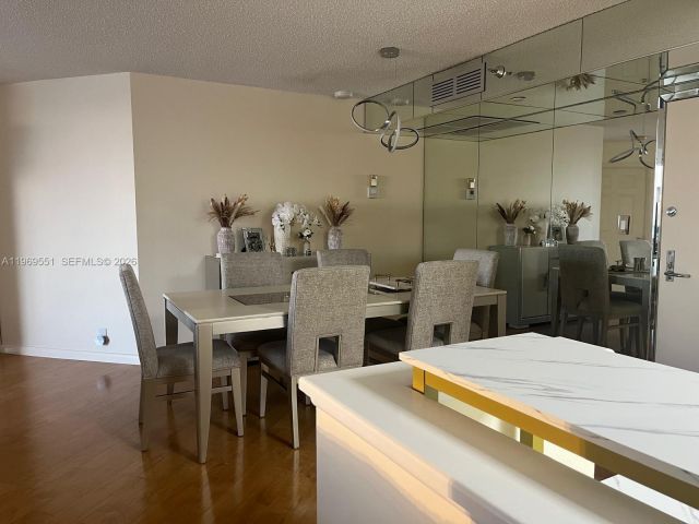 Квартира в аренду номер2504 - фото 7504113