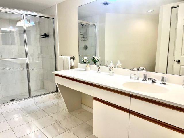 Квартира в аренду номер2504 - фото 7504122