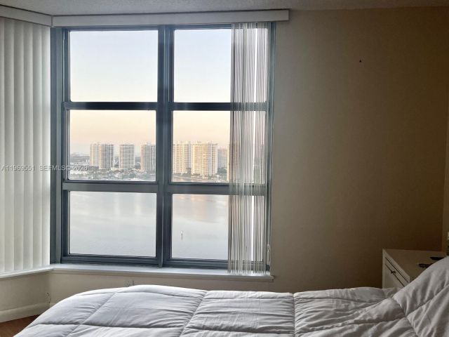 Квартира в аренду номер2504 - фото 7504124