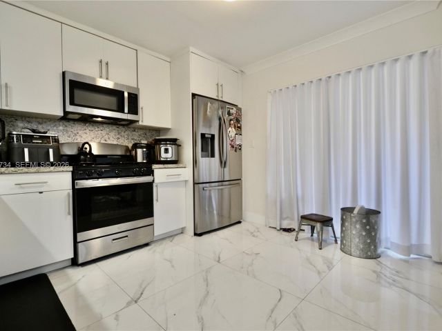 Продажа дома по адресу 15115 SW 109th St - фото 7464689