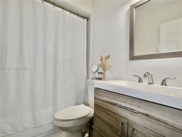 Продажа дома по адресу 15115 SW 109th St - фото 7464705