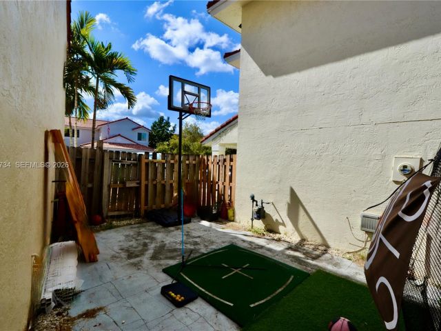 Продажа дома по адресу 15115 SW 109th St - фото 7464717