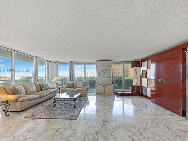 Квартира в аренду номер501N - фото 7501205