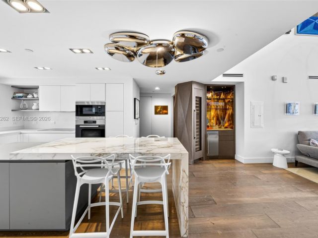 Продажа квартиры #3407 - фото 7491487