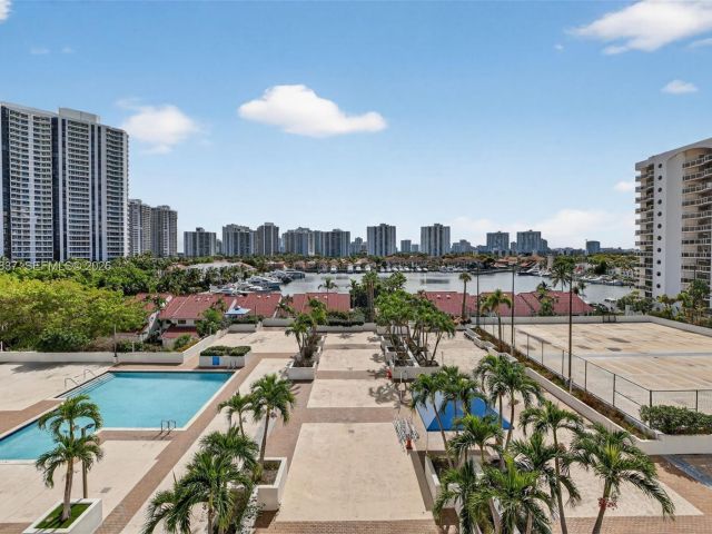 Продажа квартиры #701 - фото 7504526