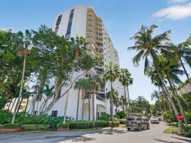 Продажа квартиры #701 - фото 7504530