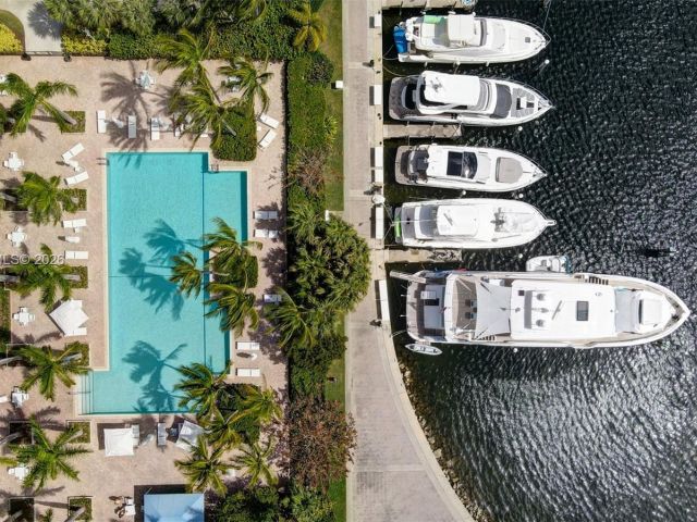 Продажа квартиры #701 - фото 7504532